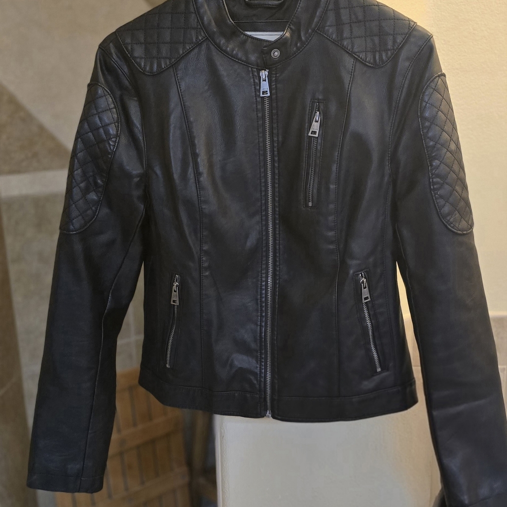 Black Quilted Women's Jacket